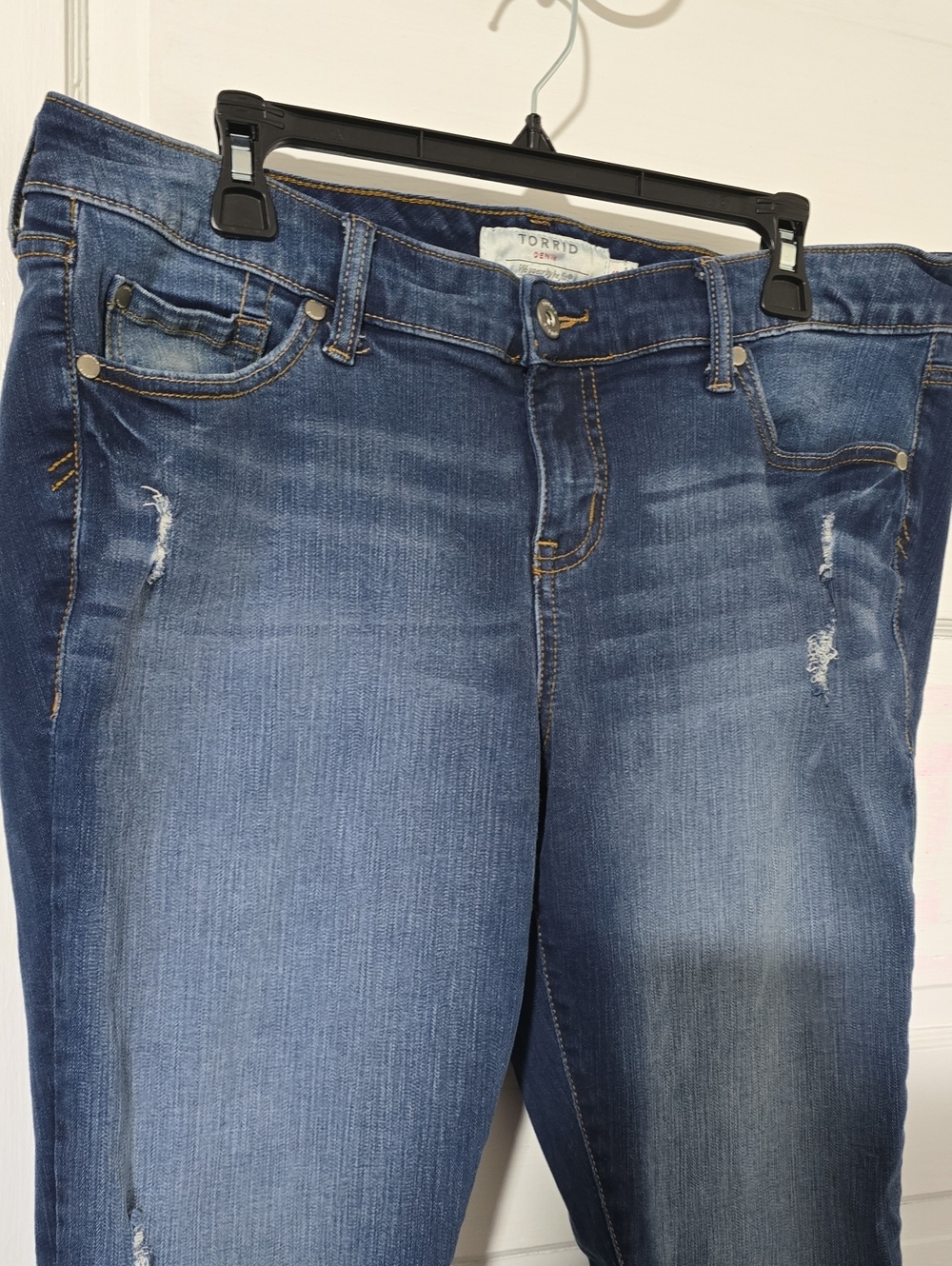 Torrid Jeans - Picture 2 of 6